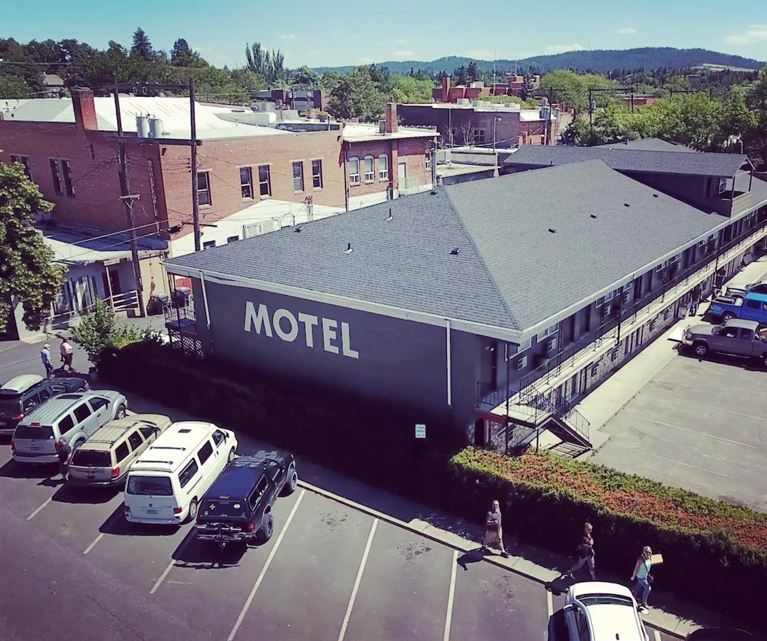 Monarch Motel Москов Екстер'єр фото